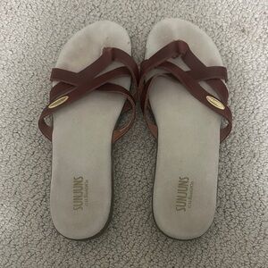 G.H. Bass & Co. Women's Sharon Sunjuns Sandals - Hello 80s favorite!